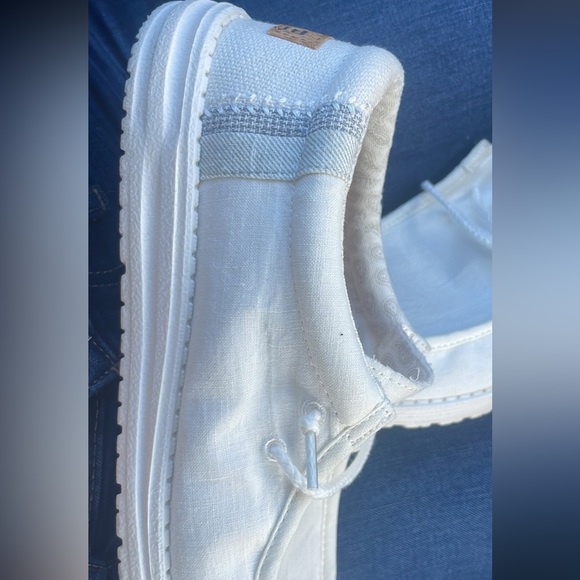 Hey Dudes - Picture 5 of 5